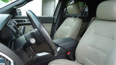 2012 Ford Explorer Limited - Photo 25 - Van Nuys, CA 91405