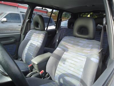 1997 Toyota RAV4   - Photo 15 - Van Nuys, CA 91405