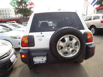 1997 Toyota RAV4   - Photo 7 - Van Nuys, CA 91405