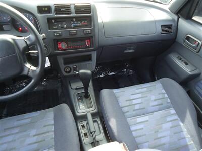 1997 Toyota RAV4   - Photo 17 - Van Nuys, CA 91405