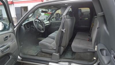 2005 Toyota Tundra SR5 - Photo 13 - Van Nuys, CA 91405