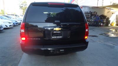 2013 Chevrolet Suburban LT - Photo 8 - Van Nuys, CA 91405