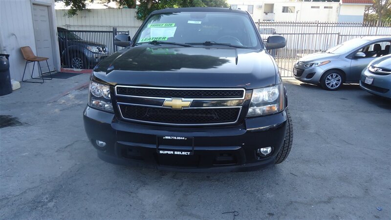 2013 Chevrolet Suburban LT   - Photo 1 - Van Nuys, CA 91405