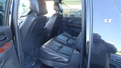 2013 Chevrolet Suburban LT - Photo 16 - Van Nuys, CA 91405