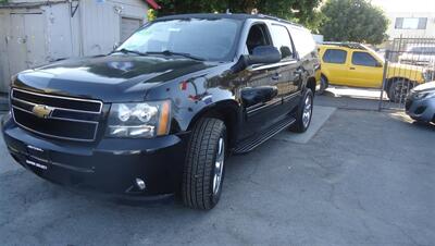 2013 Chevrolet Suburban LT - Photo 5 - Van Nuys, CA 91405