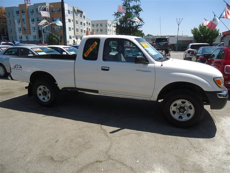 1999 Toyota Tacoma - Photo 1 - Van Nuys, CA 91405