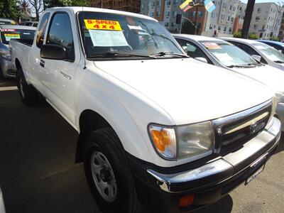 1999 Toyota Tacoma   - Photo 4 - Van Nuys, CA 91405