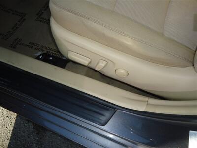 2015 Toyota Camry LE   - Photo 21 - Van Nuys, CA 91405