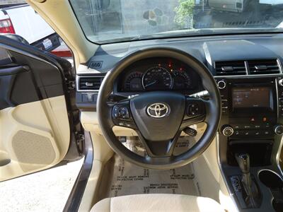 2015 Toyota Camry LE   - Photo 20 - Van Nuys, CA 91405