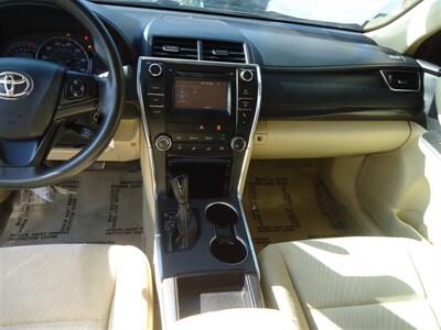 2015 Toyota Camry LE   - Photo 19 - Van Nuys, CA 91405