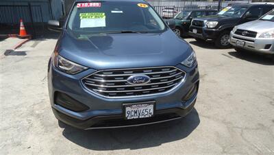 2019 Ford Edge SE - Photo 2 - Van Nuys, CA 91405