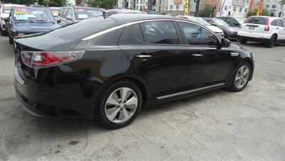 2016 Kia Optima Hybrid EX - Photo 4 - Van Nuys, CA 91405