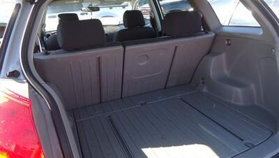 2003 Toyota Matrix XR - Photo 8 - Van Nuys, CA 91405
