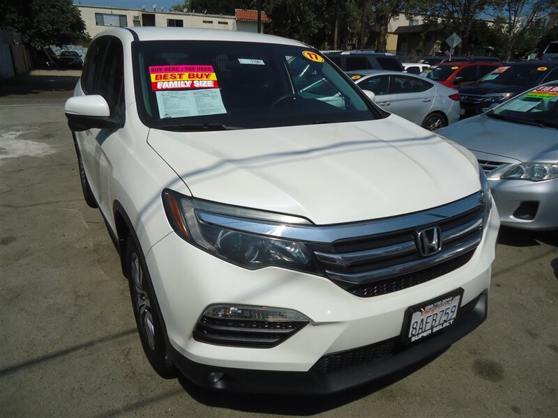 2017 Honda Pilot EX - Photo 1 - Van Nuys, CA 91405