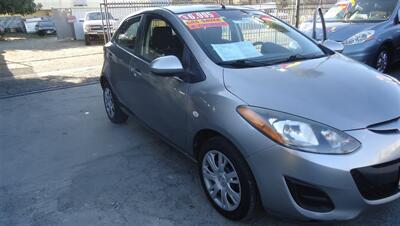 2014 Mazda Mazda2 Sport - Photo 2 - Van Nuys, CA 91405