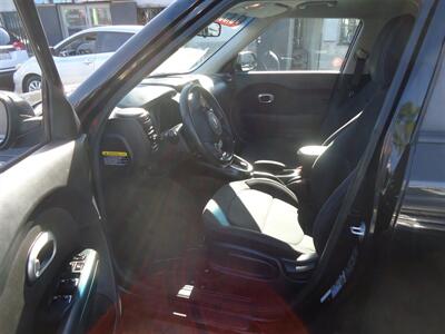 2019 Kia Soul   - Photo 18 - Van Nuys, CA 91405