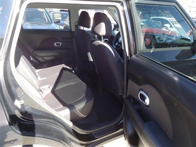 2019 Kia Soul   - Photo 13 - Van Nuys, CA 91405