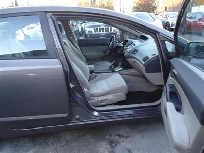2010 Honda Civic LX   - Photo 15 - Van Nuys, CA 91405