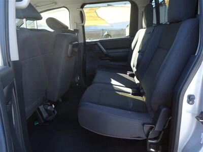 2013 Nissan Titan S   - Photo 8 - Van Nuys, CA 91405