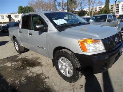 2013 Nissan Titan S   - Photo 2 - Van Nuys, CA 91405