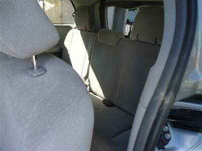 2015 Toyota Sienna LE Mobility 7-Passen   - Photo 19 - Van Nuys, CA 91405