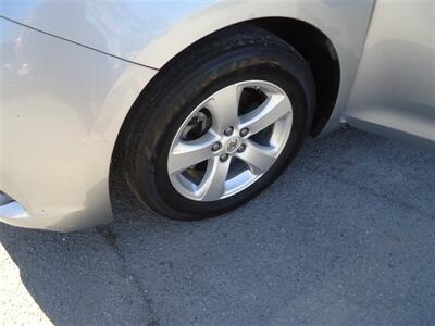 2015 Toyota Sienna LE Mobility 7-Passen   - Photo 30 - Van Nuys, CA 91405