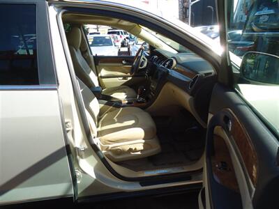 2011 Buick Enclave CXL-1   - Photo 15 - Van Nuys, CA 91405