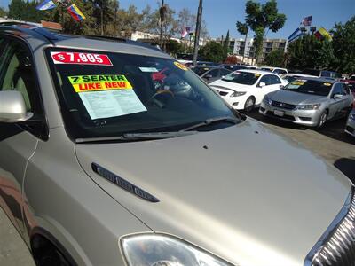 2011 Buick Enclave CXL-1   - Photo 2 - Van Nuys, CA 91405