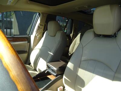 2011 Buick Enclave CXL-1   - Photo 17 - Van Nuys, CA 91405