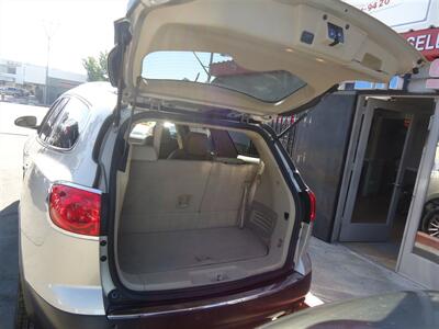 2011 Buick Enclave CXL-1   - Photo 9 - Van Nuys, CA 91405