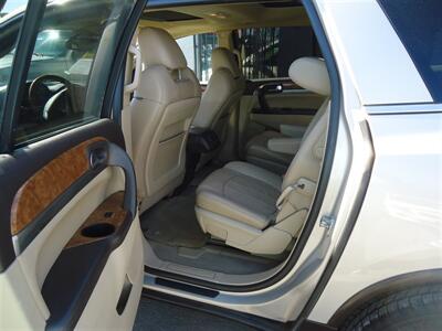 2011 Buick Enclave CXL-1   - Photo 18 - Van Nuys, CA 91405