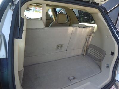 2011 Buick Enclave CXL-1   - Photo 10 - Van Nuys, CA 91405
