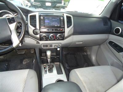 2014 Toyota Tacoma PreRunner   - Photo 17 - Van Nuys, CA 91405