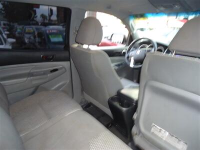 2014 Toyota Tacoma PreRunner   - Photo 11 - Van Nuys, CA 91405