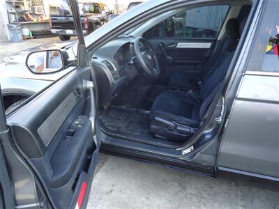 2011 Honda CR-V SE   - Photo 17 - Van Nuys, CA 91405