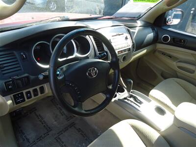 2011 Toyota Tacoma PreRunner V6   - Photo 16 - Van Nuys, CA 91405