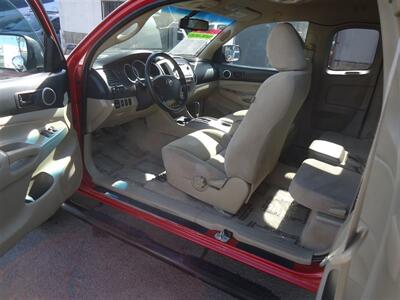 2011 Toyota Tacoma PreRunner V6   - Photo 14 - Van Nuys, CA 91405