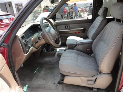 2000 Toyota Tacoma   - Photo 7 - Van Nuys, CA 91405