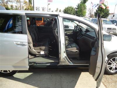 2012 Honda Odyssey EX-L   - Photo 16 - Van Nuys, CA 91405