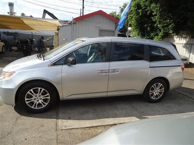 2012 Honda Odyssey EX-L   - Photo 8 - Van Nuys, CA 91405