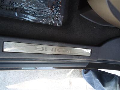 2014 Buick Enclave Premium   - Photo 31 - Van Nuys, CA 91405