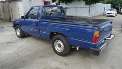 1986 Toyota Pickup - Photo 6 - Van Nuys, CA 91405