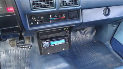 1986 Toyota Pickup - Photo 13 - Van Nuys, CA 91405
