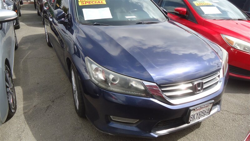 2013 Honda Accord EX-L   - Photo 1 - Van Nuys, CA 91405