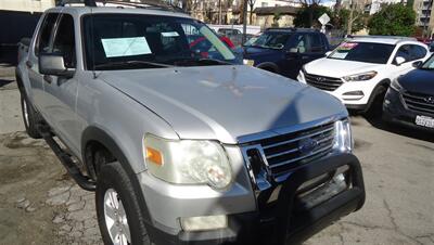 2010 Ford Explorer Sport Trac XLT - Photo 2 - Van Nuys, CA 91405