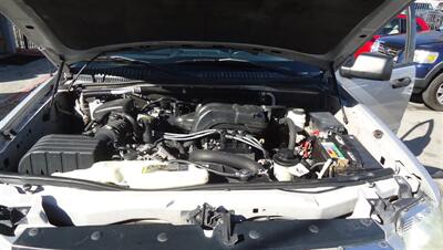 2010 Ford Explorer Sport Trac XLT - Photo 28 - Van Nuys, CA 91405