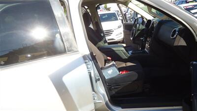 2010 Ford Explorer Sport Trac XLT - Photo 13 - Van Nuys, CA 91405