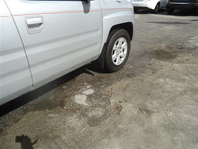 2006 Honda Ridgeline RTL w/Moonroof w/XM   - Photo 14 - Van Nuys, CA 91405