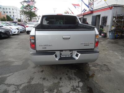 2006 Honda Ridgeline RTL w/Moonroof w/XM   - Photo 8 - Van Nuys, CA 91405