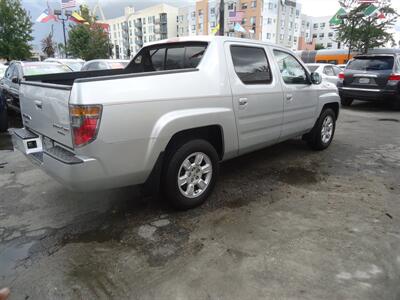 2006 Honda Ridgeline RTL w/Moonroof w/XM   - Photo 4 - Van Nuys, CA 91405